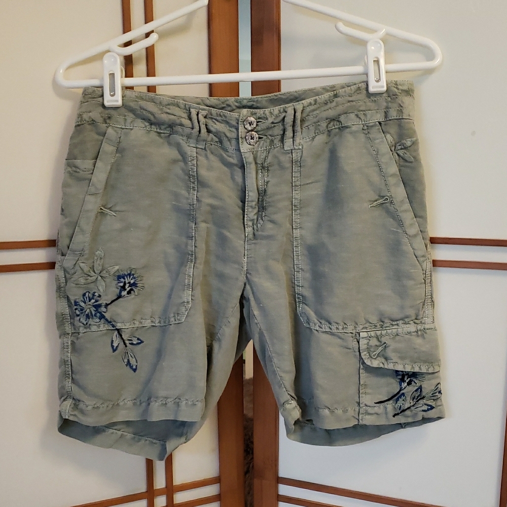 Sundance Green Bermuda Shorts Relaxed Fit